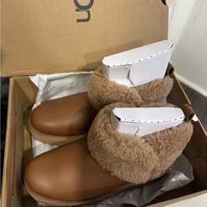 UGG Women’s Tan Shearling Boots